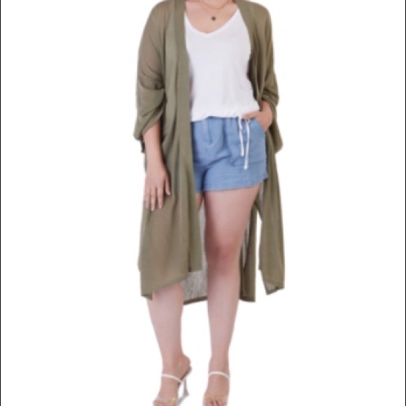 Black Tape Plus Size Oversized Fine-Gauge Cardigan Sweater-Pistachio. - Picture 2 of 4